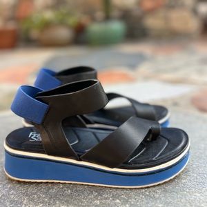 FRANCO SARTO Blue and Black Platform Sandals